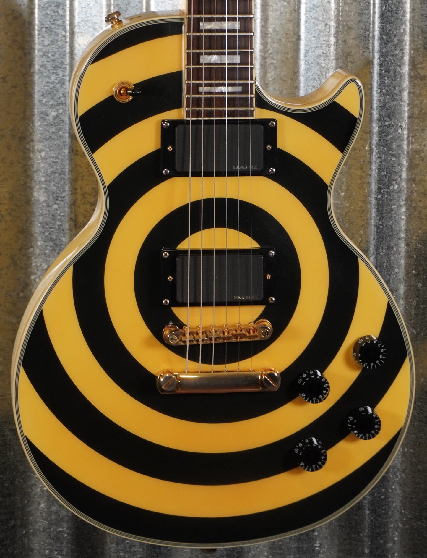 Epiphone 2004 Les Paul Custom Zakk Wylde Signature Antique Ivory Bullseye Guitar & Bag #2423 Used