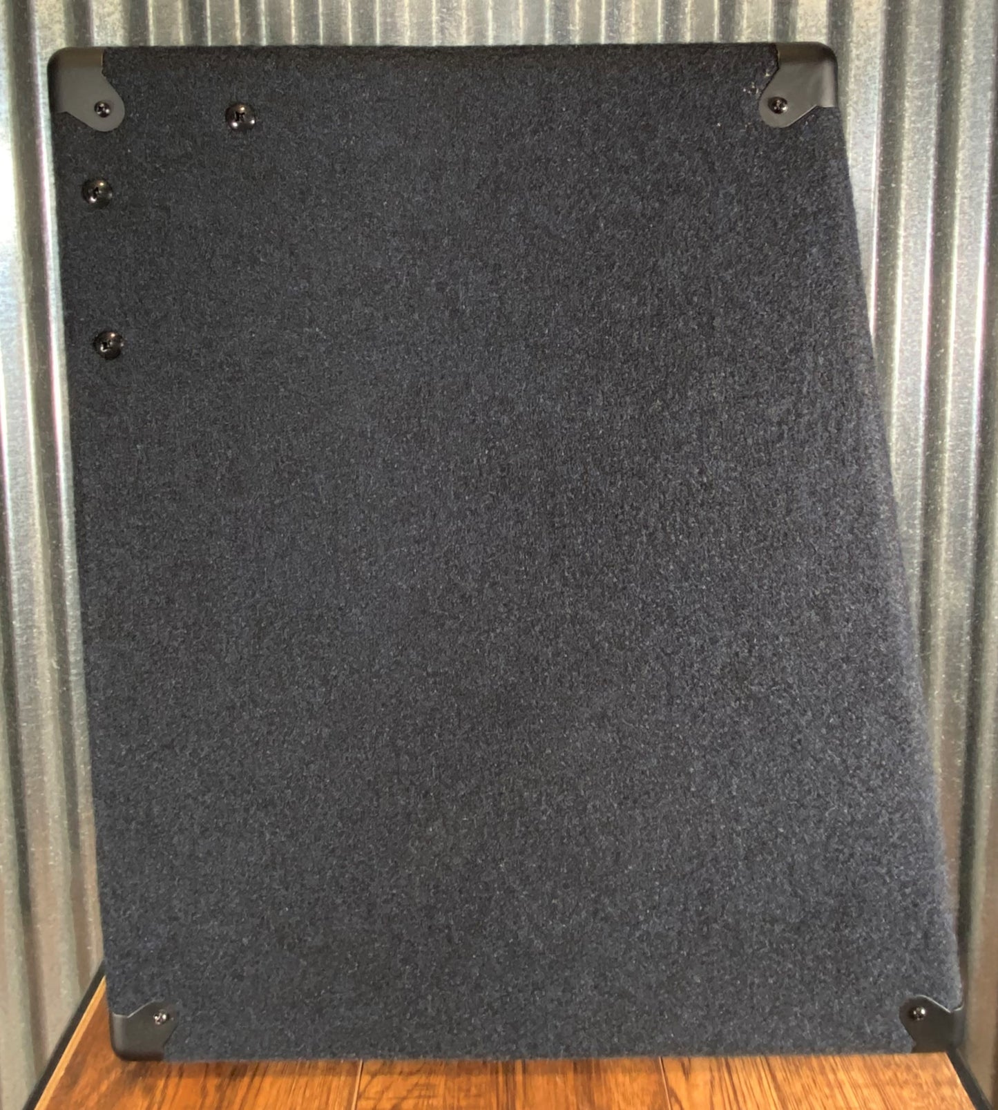 Roland KC-600 200 Watt 4 Channel 15" Keyboard PA Combo Amplifier