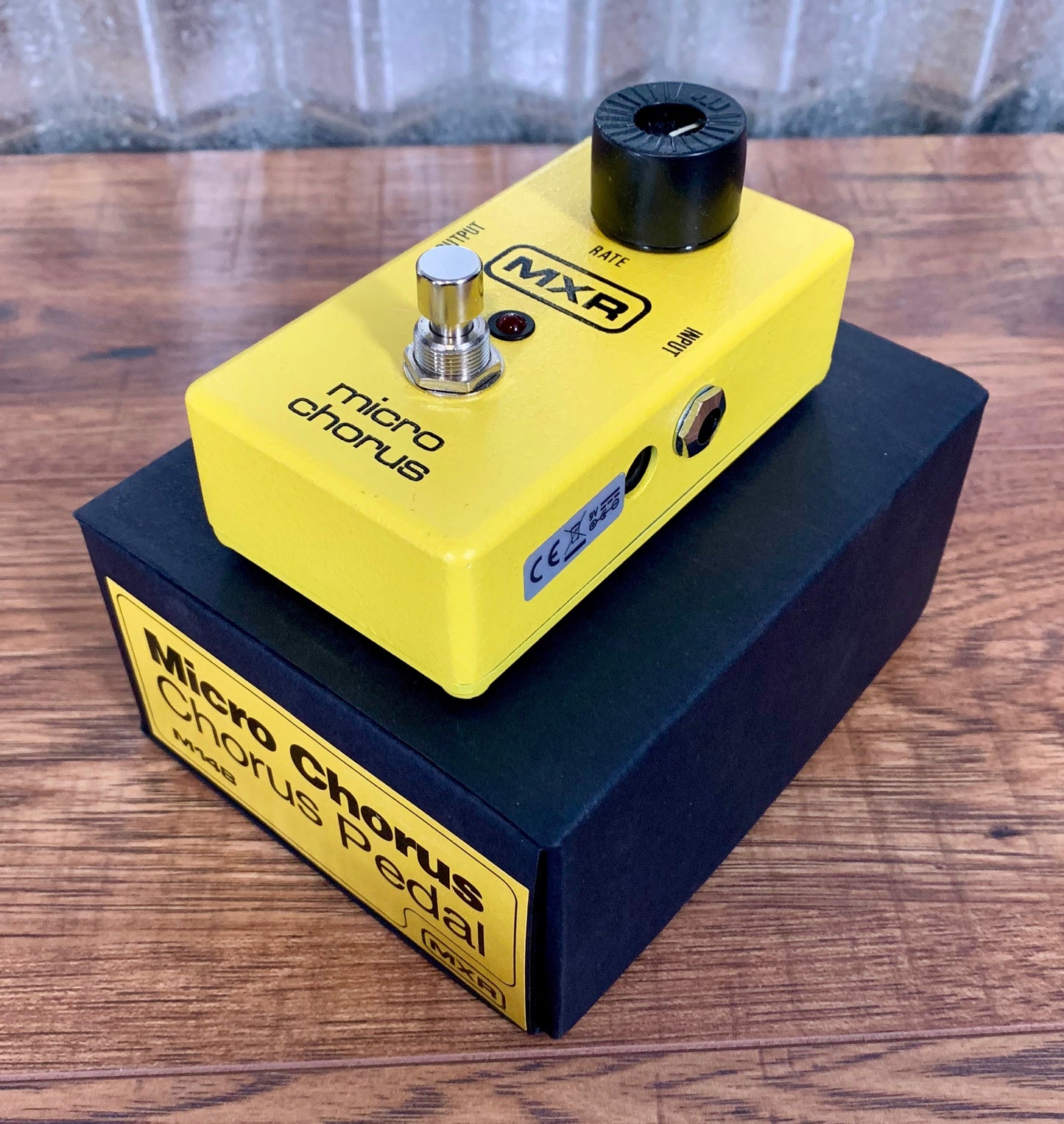 Dunlop MXR M148 Micro Chorus Guitar Effect Pedal Demo