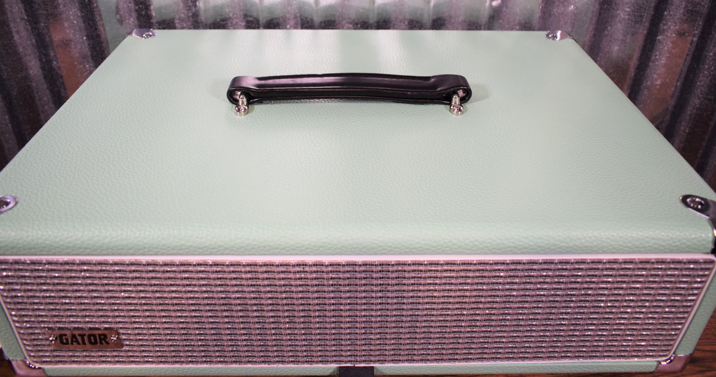 Gator Cases GR-RETRORACK-2SG 2 Space Guitar & Bass Amplifier/Effects Rack Case Seafoam Green