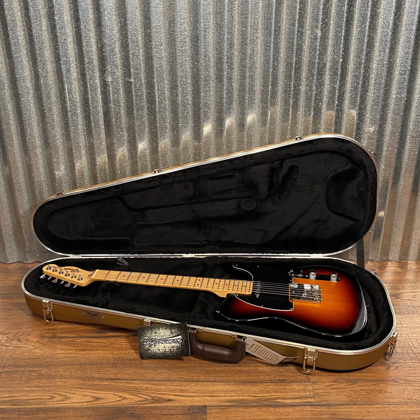 TKL Cases VTR-530 GLD Vectra 3.2 Universal Electric Pro-Form USA Molded Guitar Case Gold