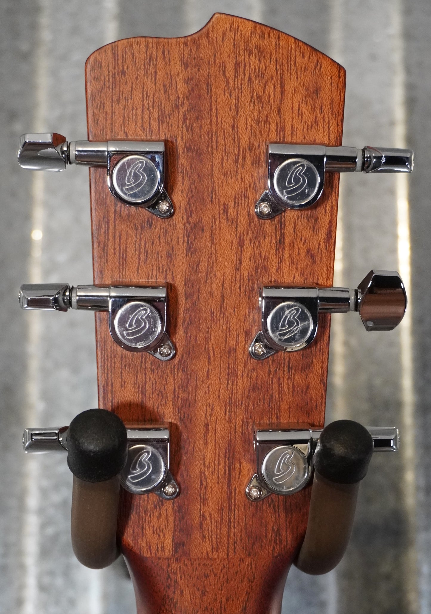 Breedlove Discovery S Concertina Acoustic Guitar DSCA01RCAM #1212 Used