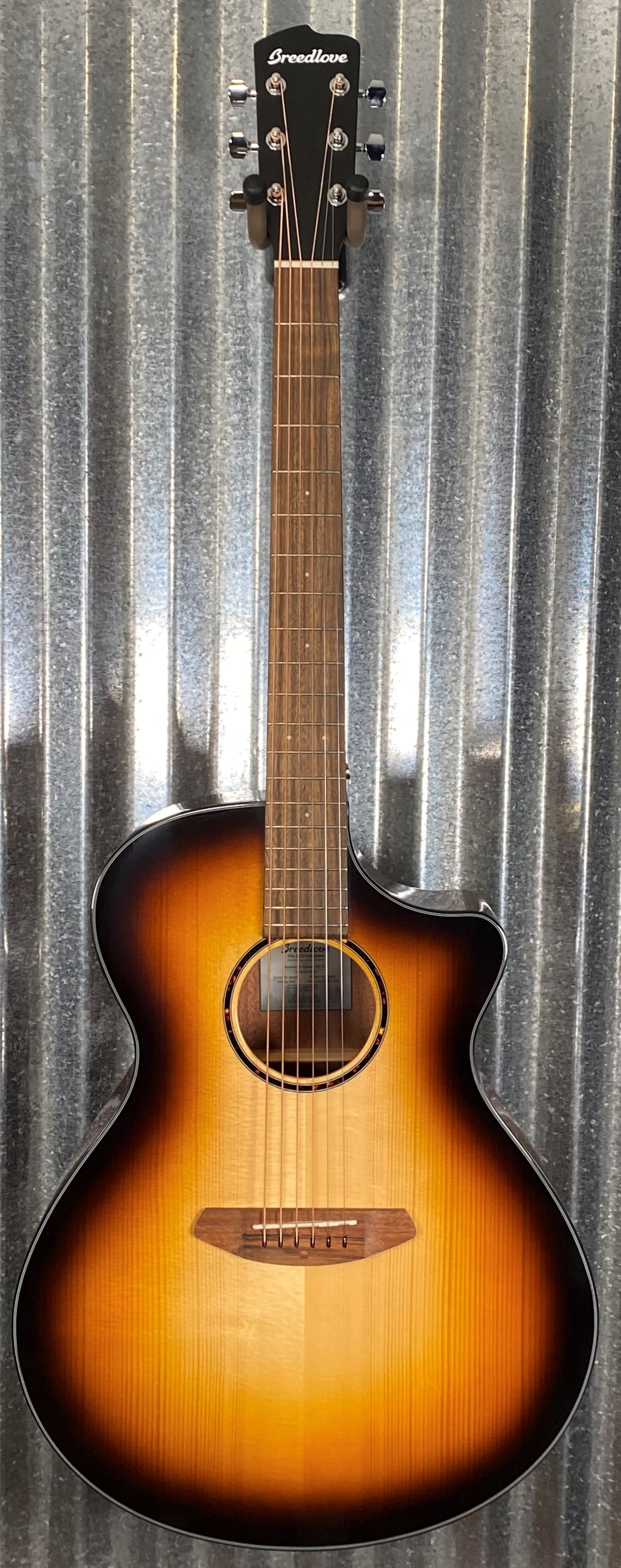 Breedlove Discovery S Concerto Edgeburst CE Spruce Acoustic Electric Guitar DSCO44CEEUAM #6701