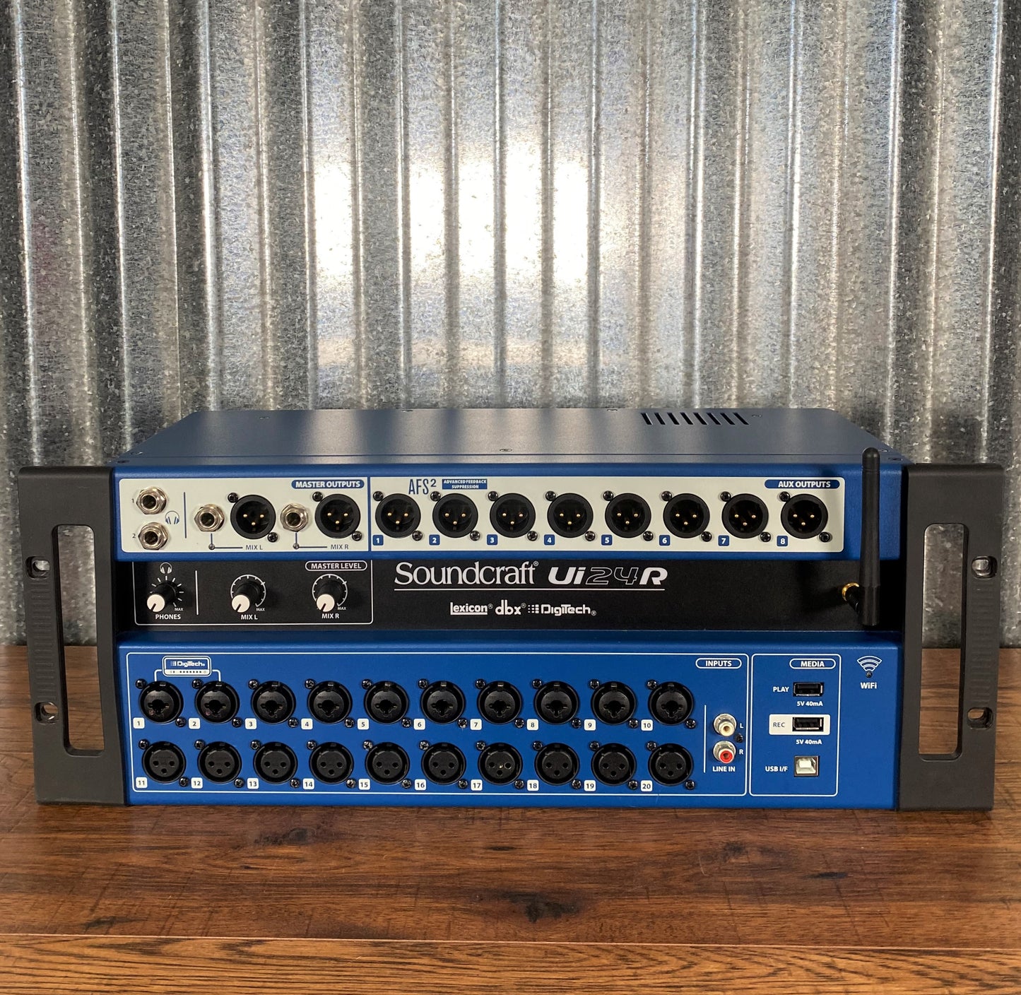 Soundcraft Ui24R 24 Channel Digital Mixer & USB Multi-Track Recorder Used