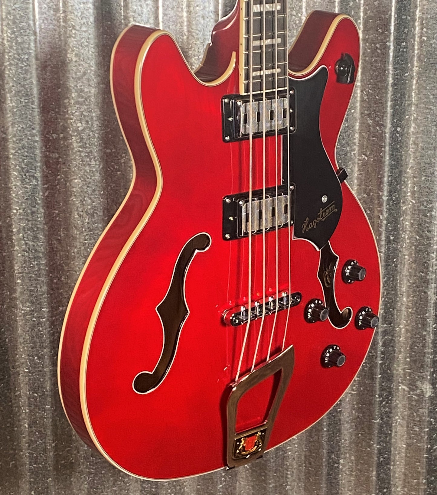 Hagstrom VIKB-WCT Viking 4 String Semi Hollow Short Scale Bass Wild Cherry Transparent #0723