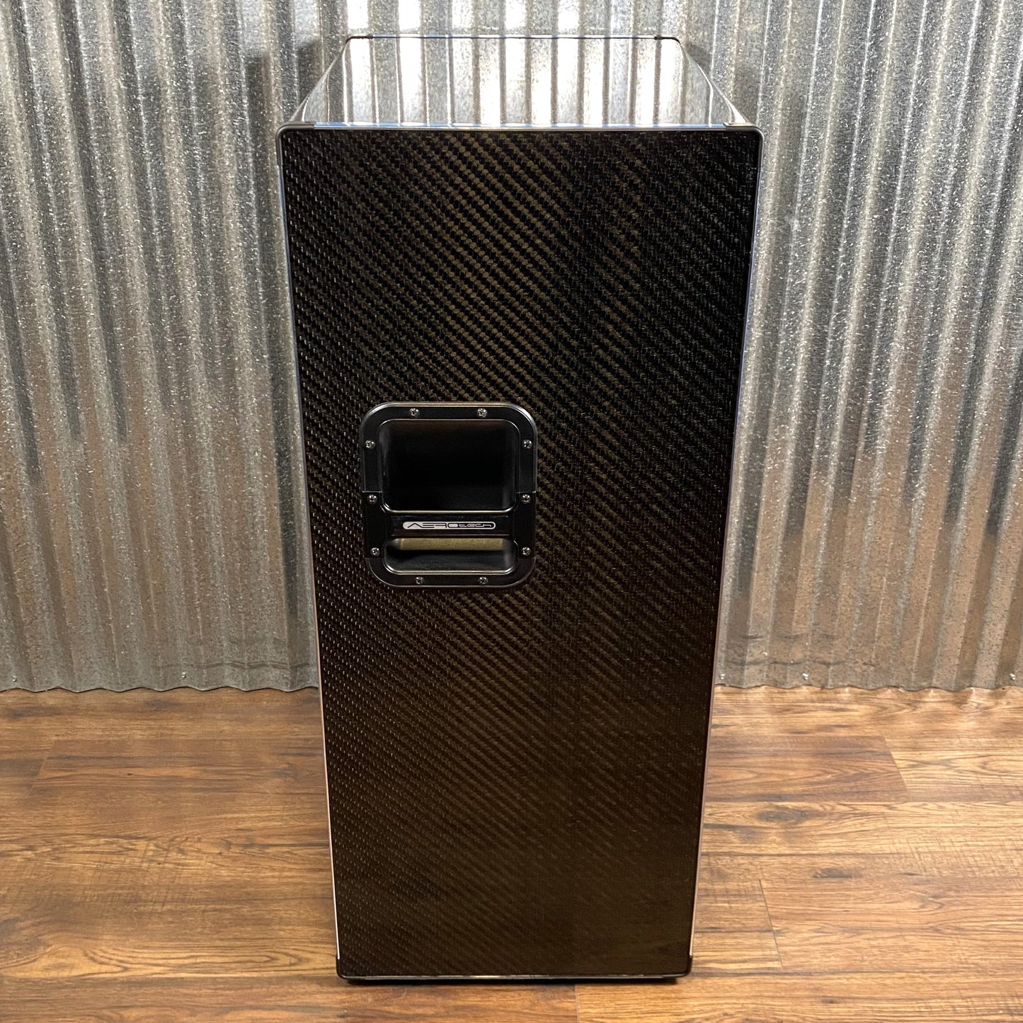 GR Bass AT 610 Carbon Fiber 1200 Watt 6x10 4 Ohm Bass Speaker Cabinet