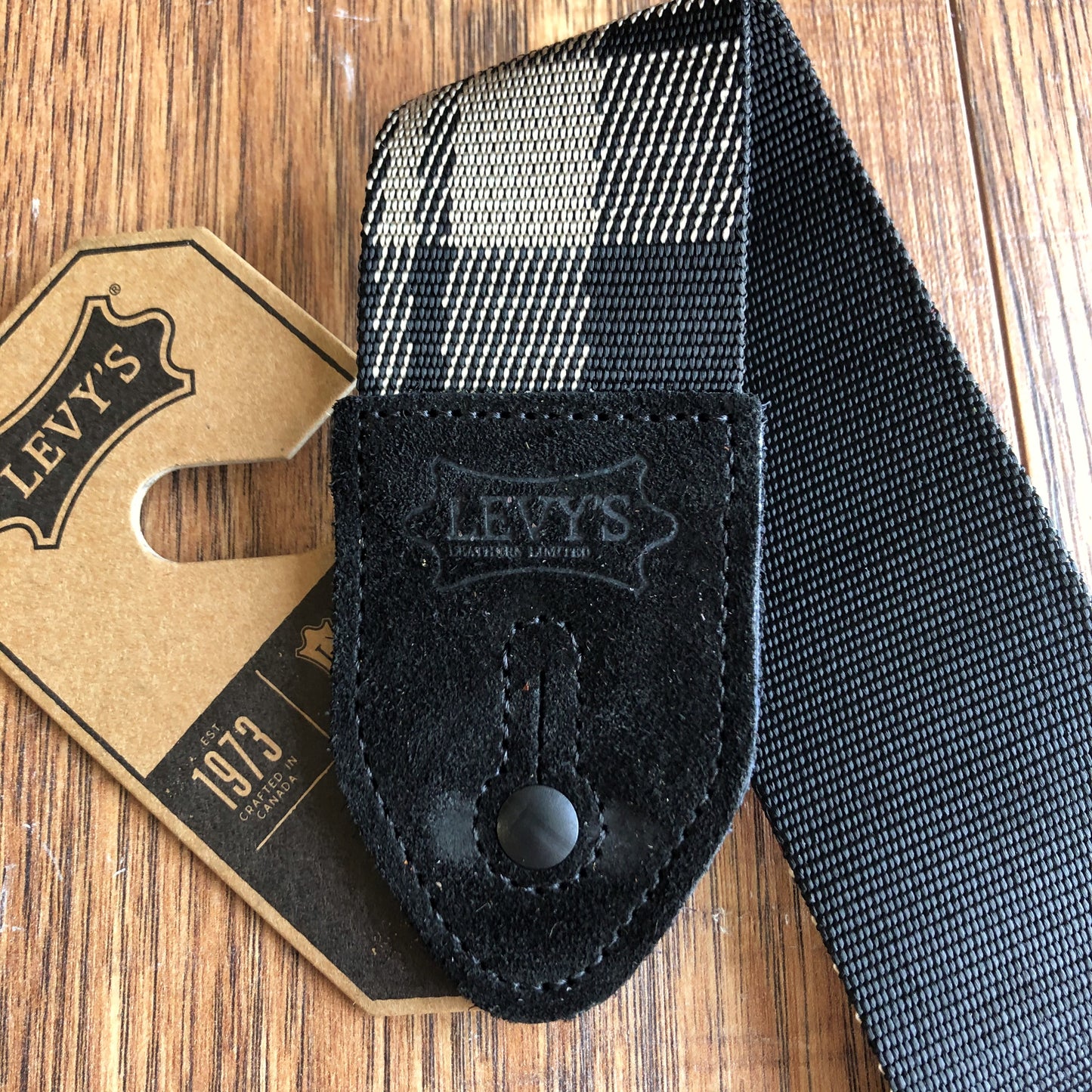 Levy's MC8VIN-010 2" Adjustable Polyester Guitar & Bass Strap Red White Black