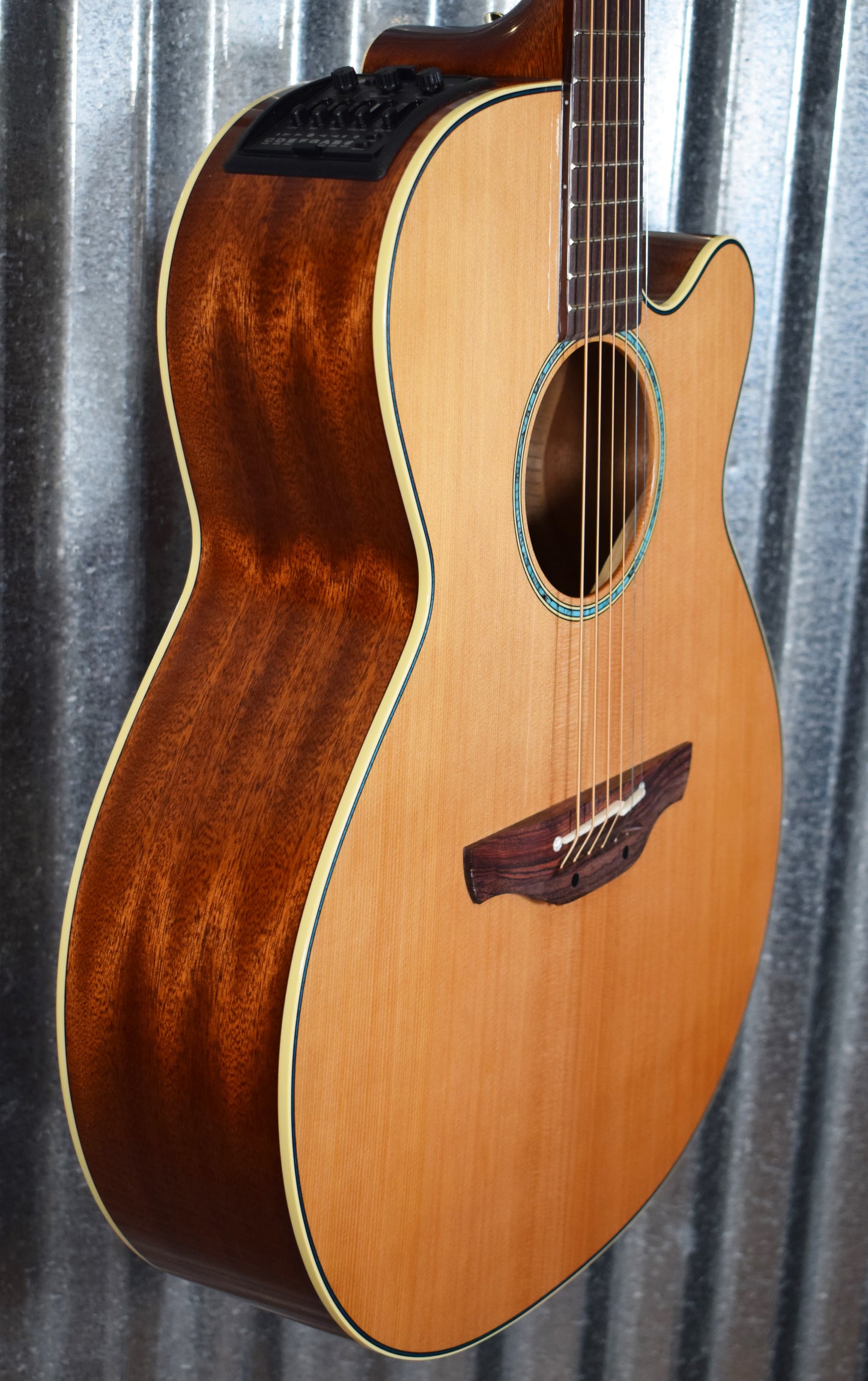 Takamine TSF40C NEX Santa Fe Natural Acoustic Electric Guitar & Case Blem #0295