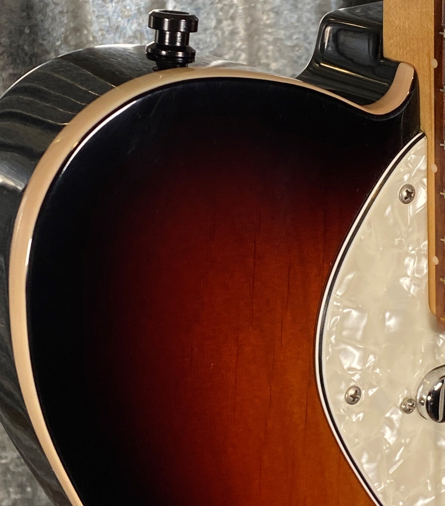 Fender Deluxe Thinline Semi Hollow 3 Tone Sunburst Guitar #6286 Used