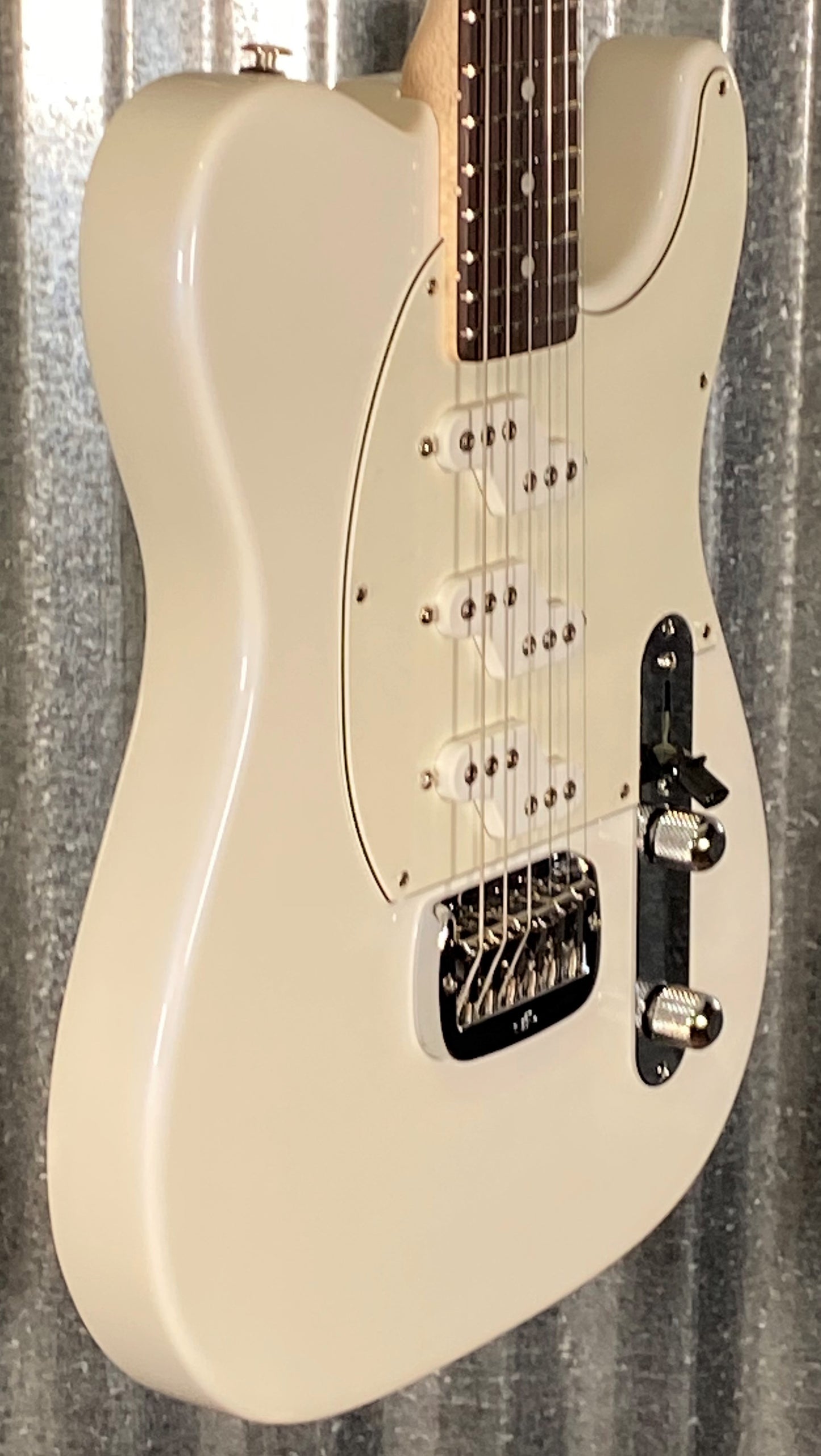G&L USA ASAT Z3 Pearl White Guitar & Case #5206
