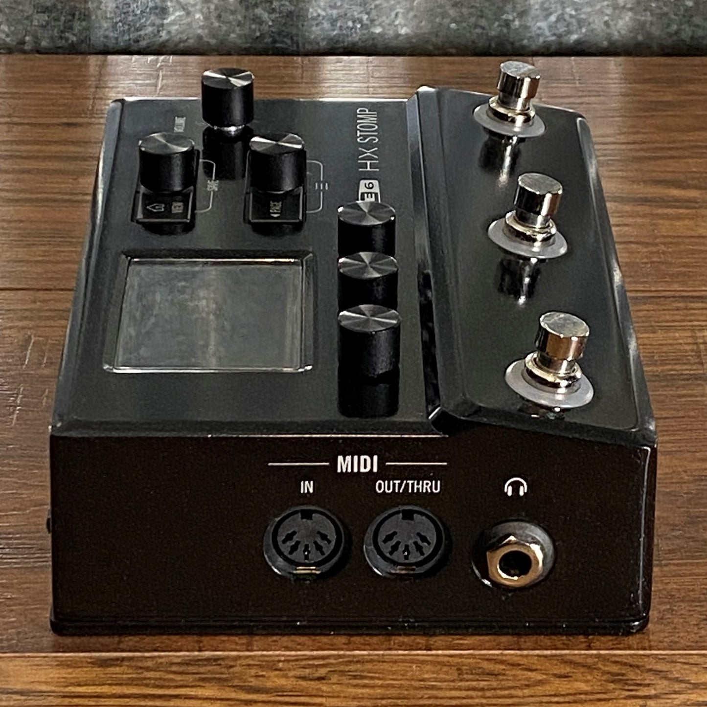 Line 6 HX Stomp Multi Effect Modeling Guitar Bass Effect Pedal Used