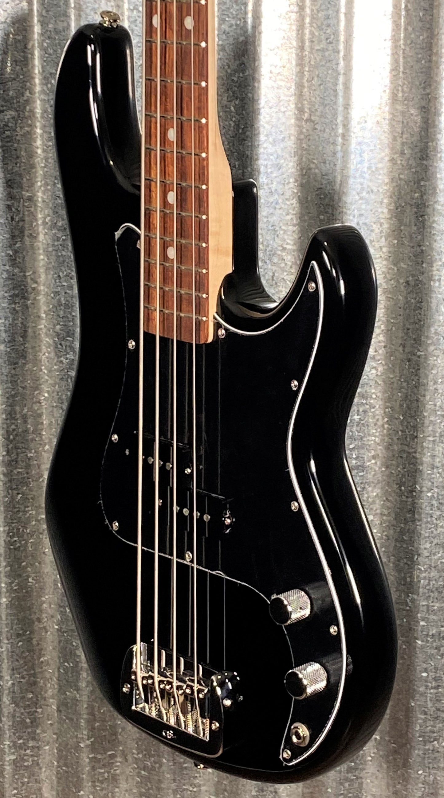 G&L USA LB-100 4 String Bass Jet Black & Case LB100 #6296