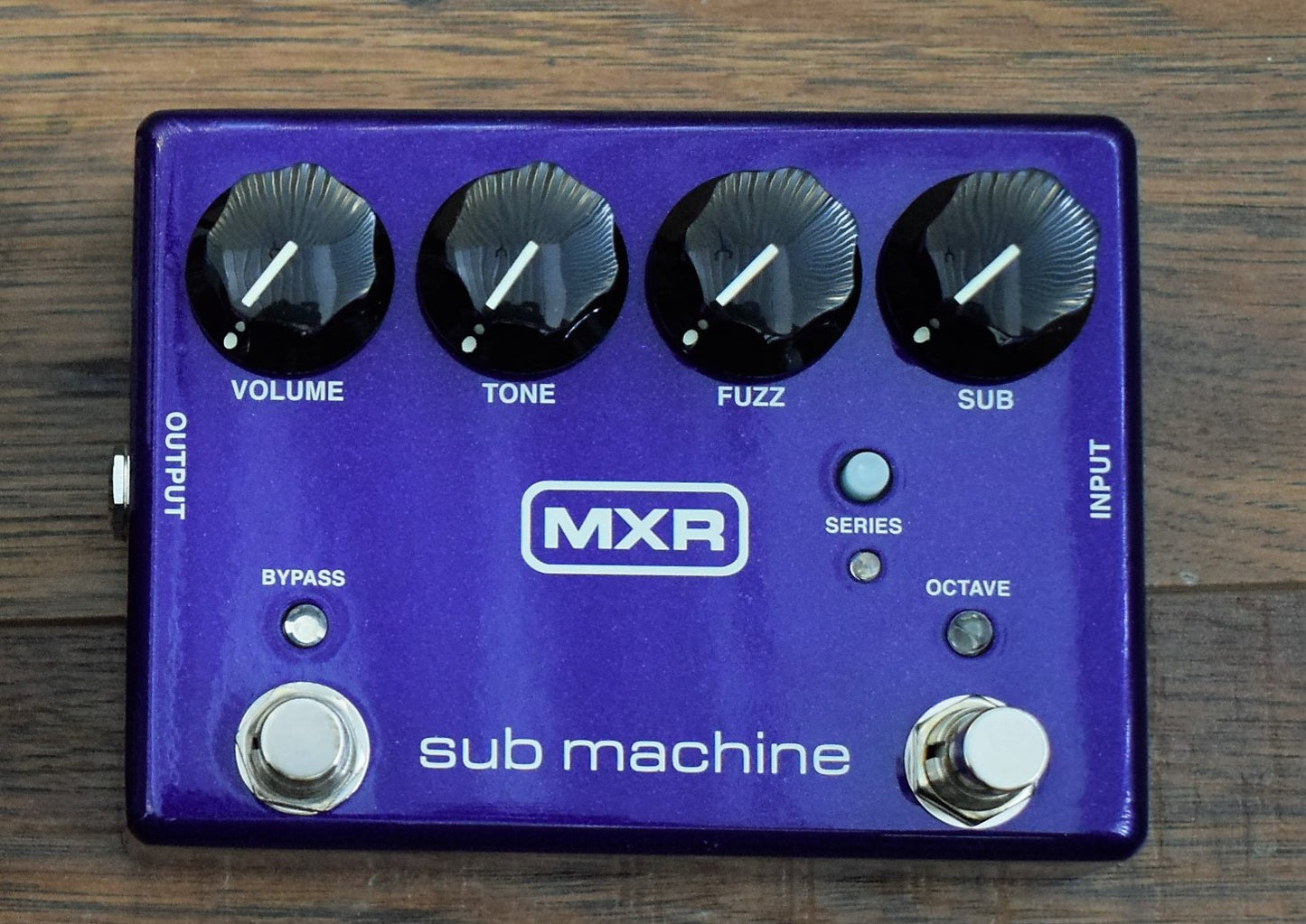 Dunlop MXR M225 Sub Machine Octave Fuzz Guitar Effect Pedal Demo