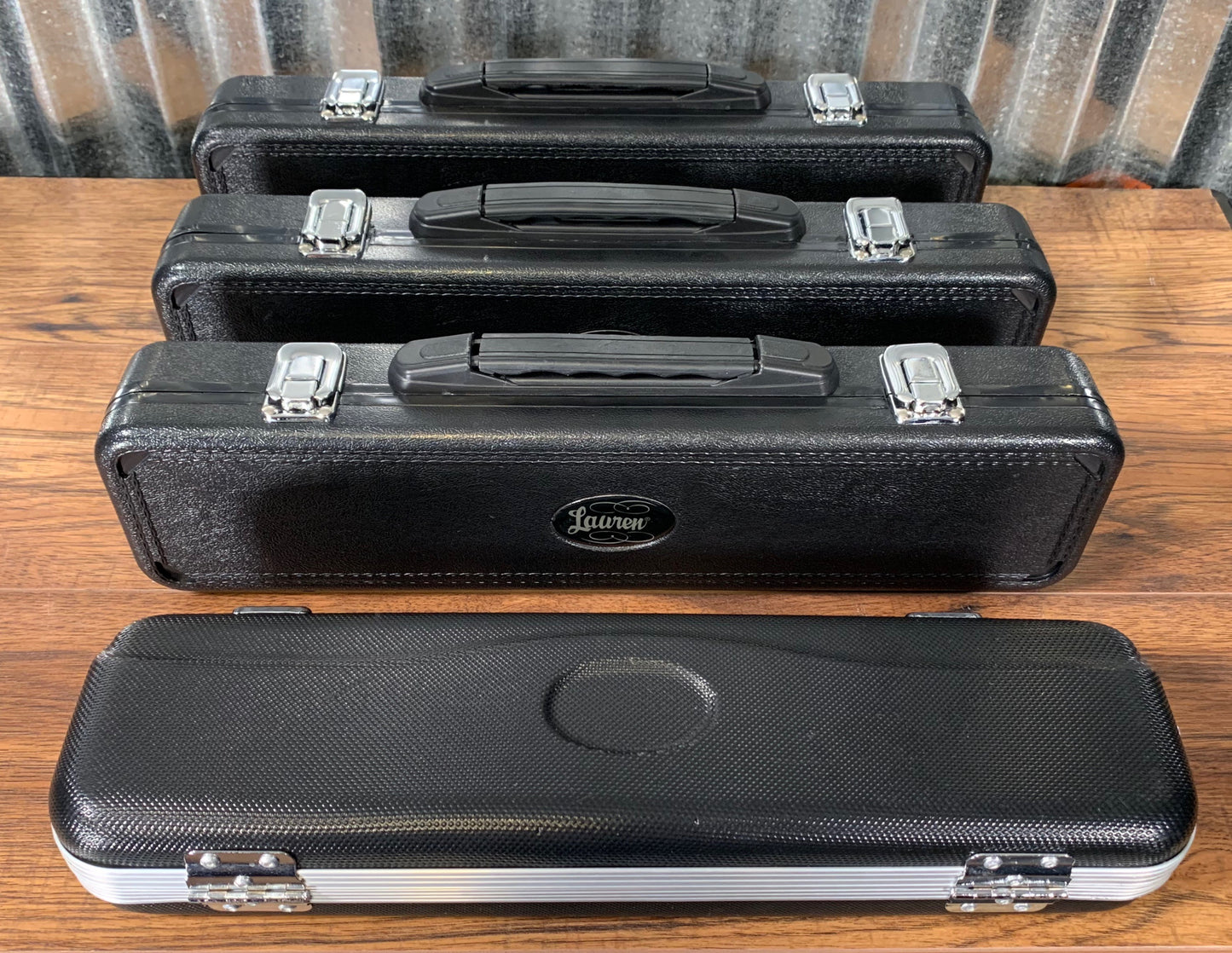 Lauren LFL100 Student Flute & Case Bundle 4 Pack Used