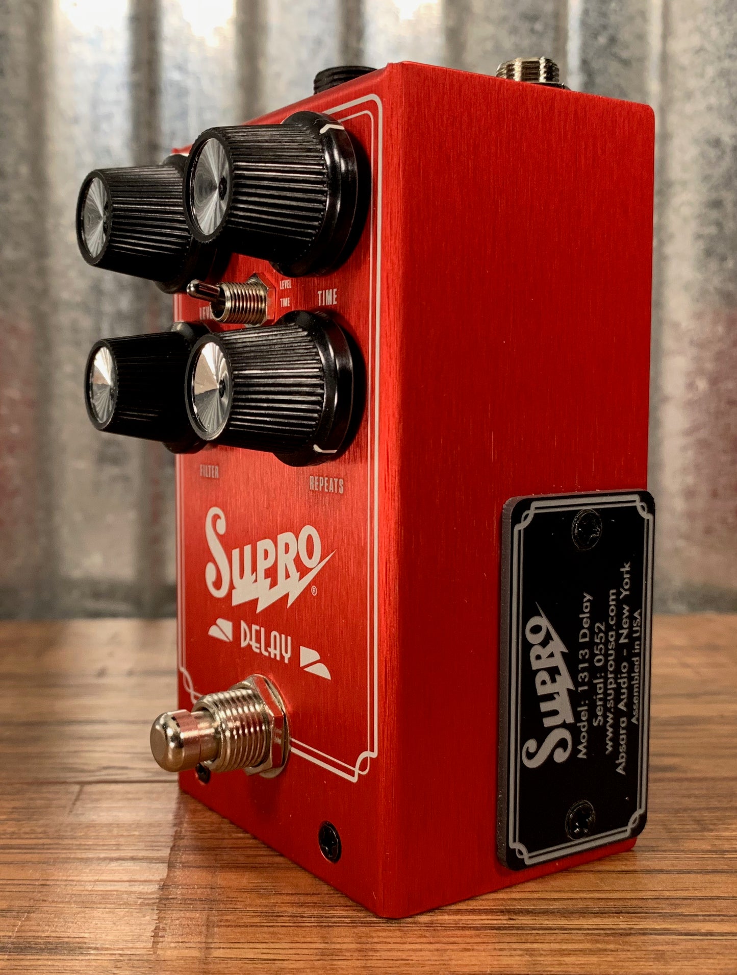 Supro 1313 Analog Delay Guitar Effect Pedal