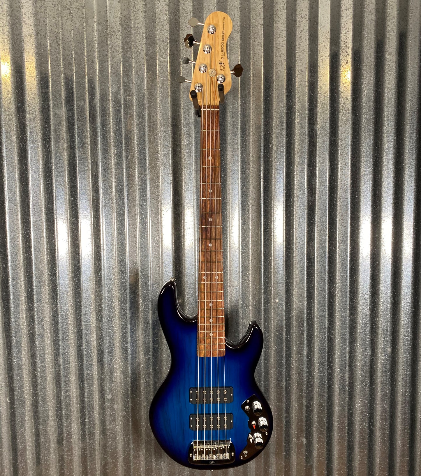 G&L USA CLF L-2500 S750 Blueburst 5 String Bass & Case #0220