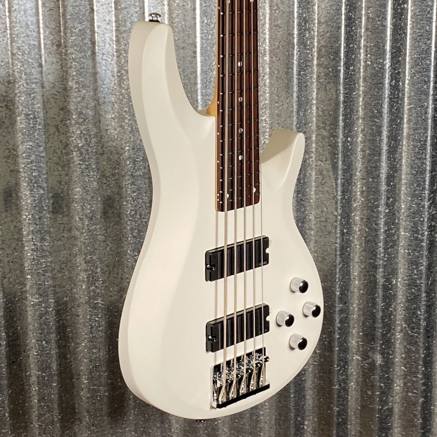 Schecter C-5 Deluxe 5 String Bass Satin White #0465