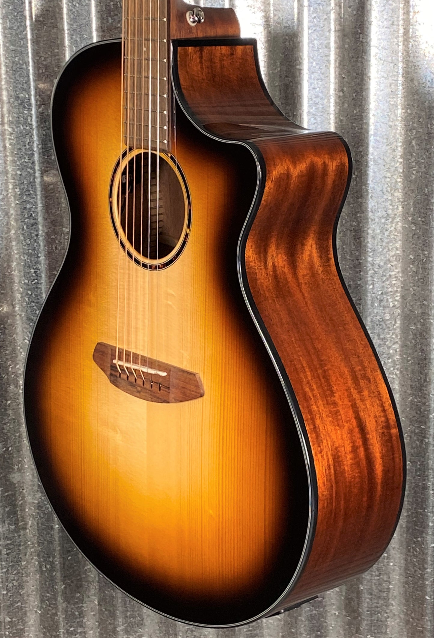 Breedlove Discovery S Concerto Edgeburst CE Spruce Acoustic Electric Guitar DSCO44CEEUAM #6701