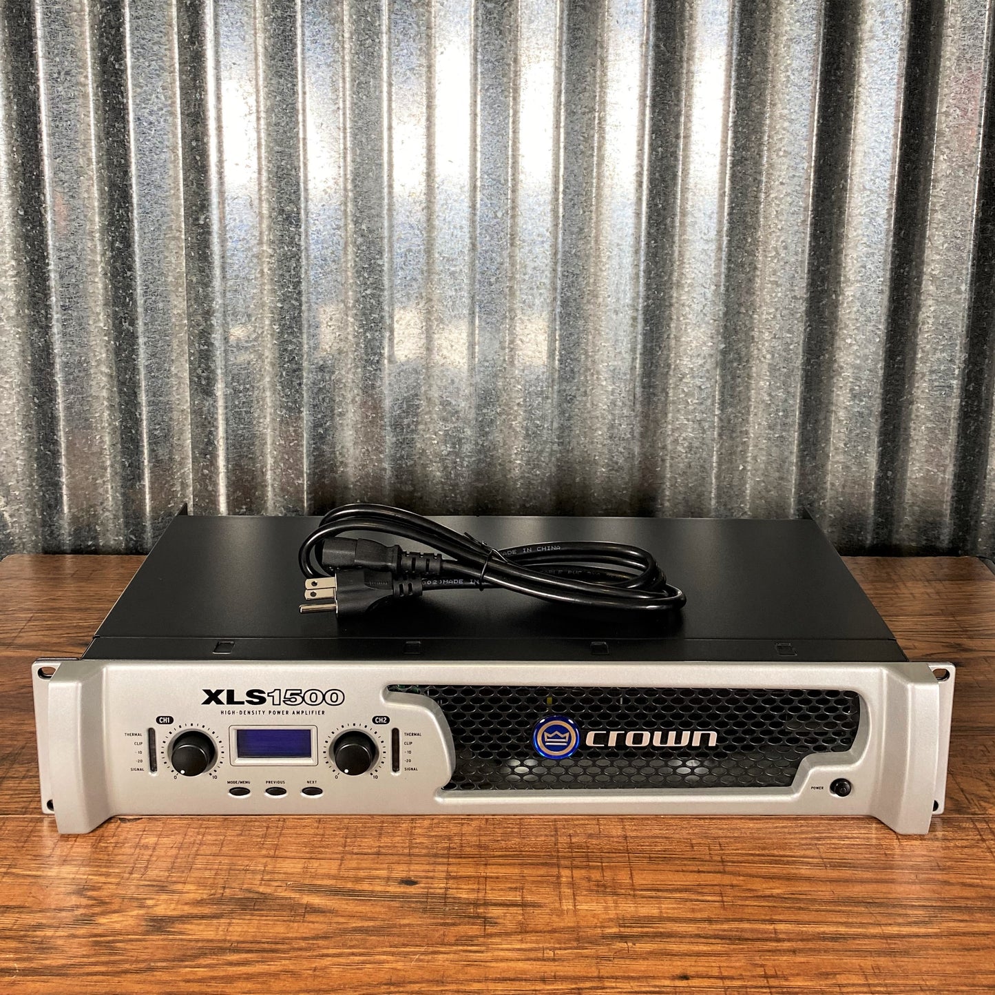 Crown XLS 1500 Two Channel Lightweight 525 Watt PA Power Amplifier Used