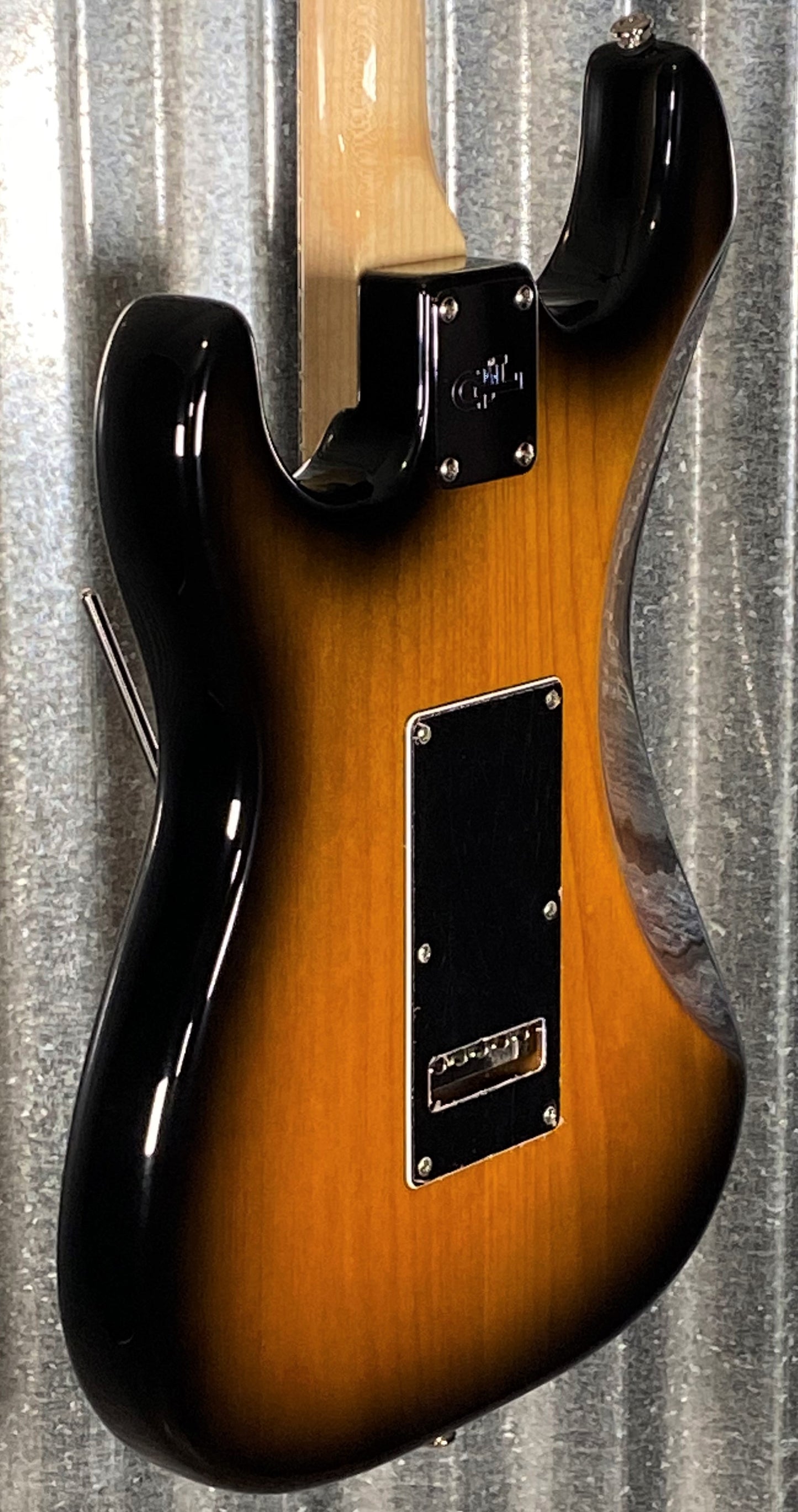 G&L USA S-500 2 Tone Sunburst Guitar & Case S500 #6009