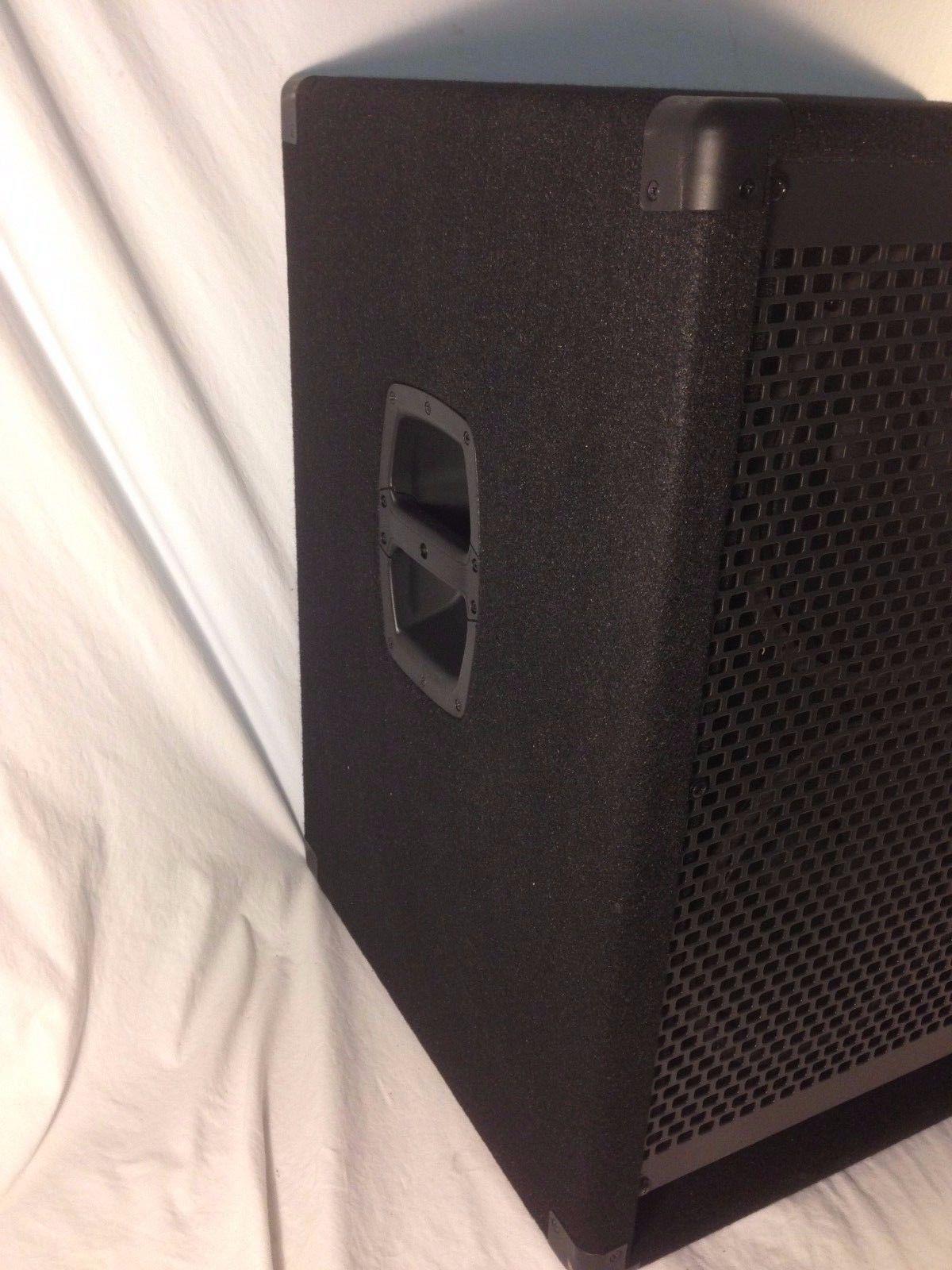 Warwick WCA410 WA Series 400 Watt 4x10 Bass Speaker Cabinet