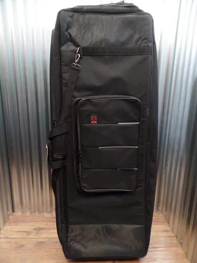 Kaces XKP-11KB Xpress Series 76 Key Keyoard Porter with Wheels