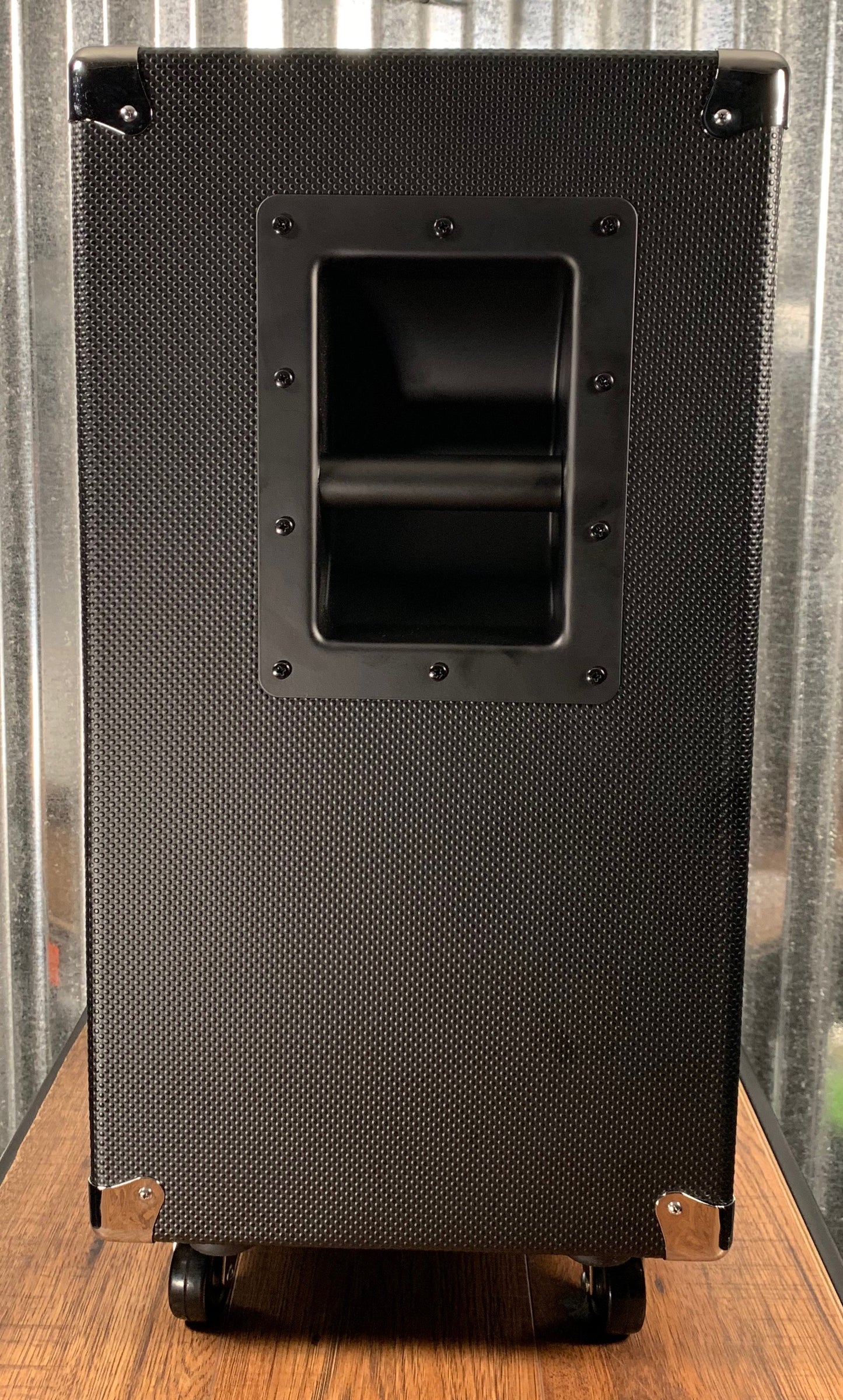 Hartke HD508 4x8" 500 Watt Lightweight Bass Combo Amplifier