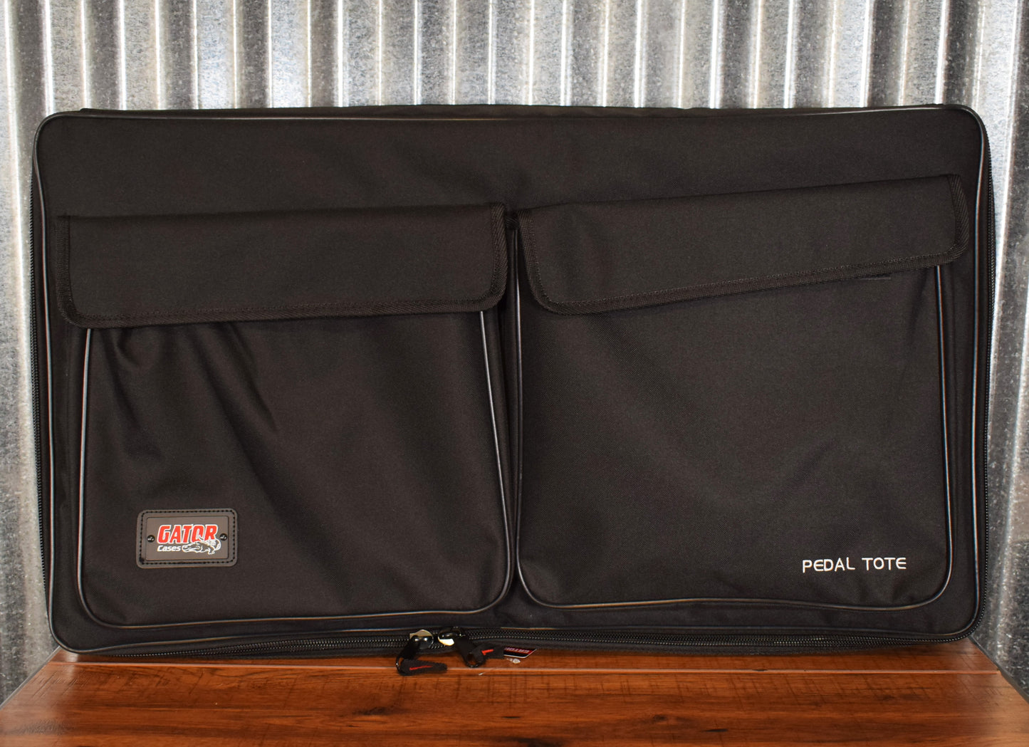 Gator GPT-PRO Wood Guitar Effect Pedalboard & Bag