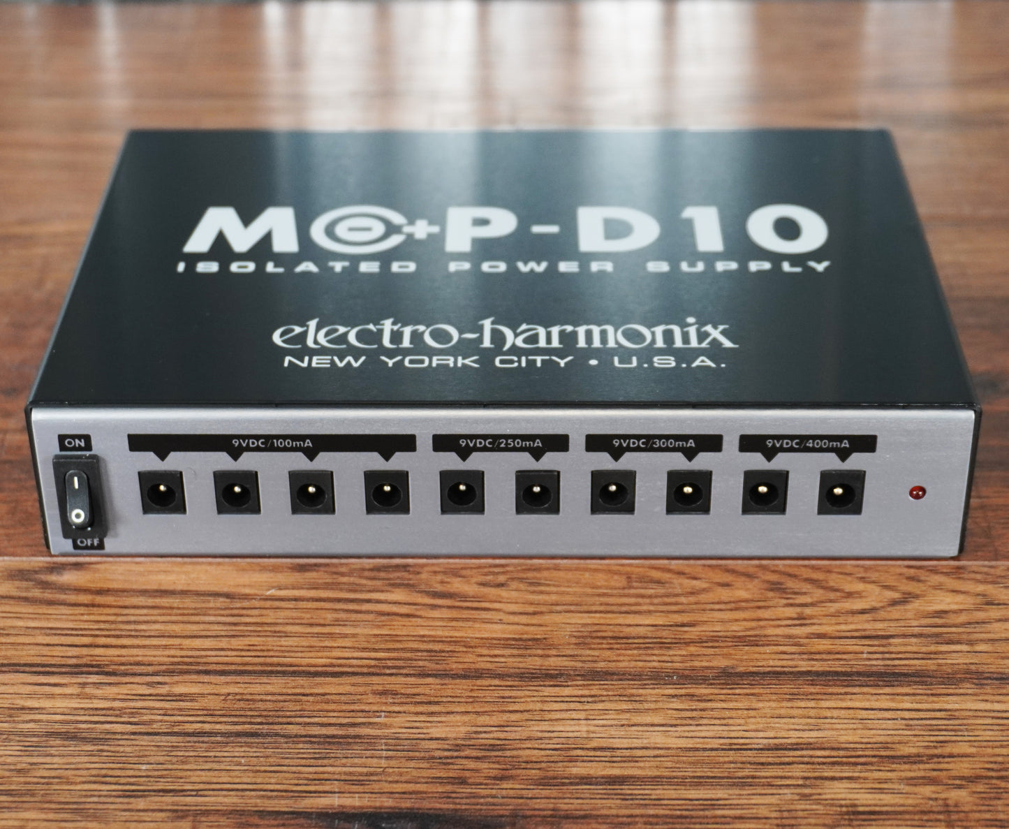 Electro-Harmonix EHX MOP-D10 10 Isolated 9 Volt Output Pedalboard Pedal Power Supply & Cables