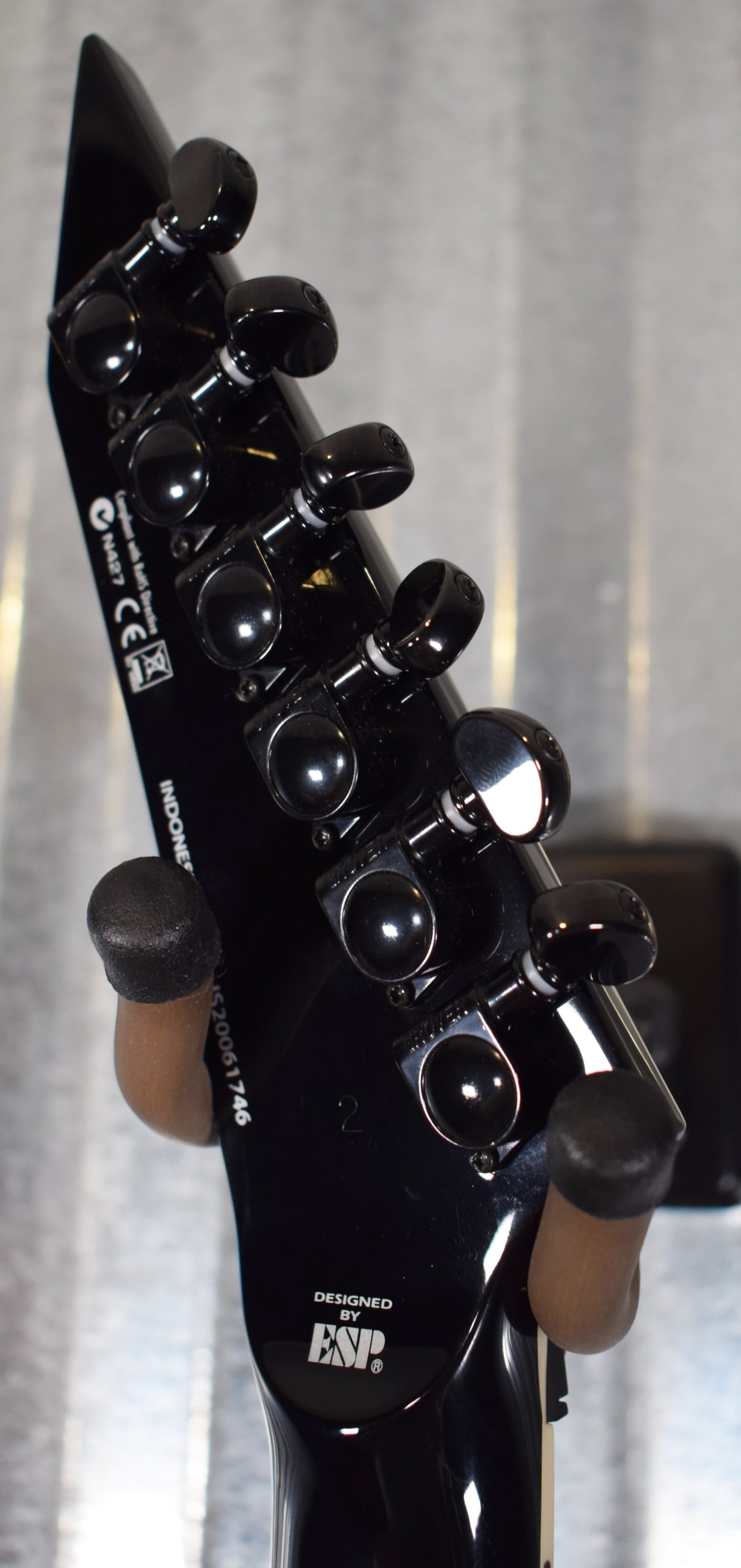 ESP LTD Arrow-401 Black V EMG Guitar LARROW401BLK #1746