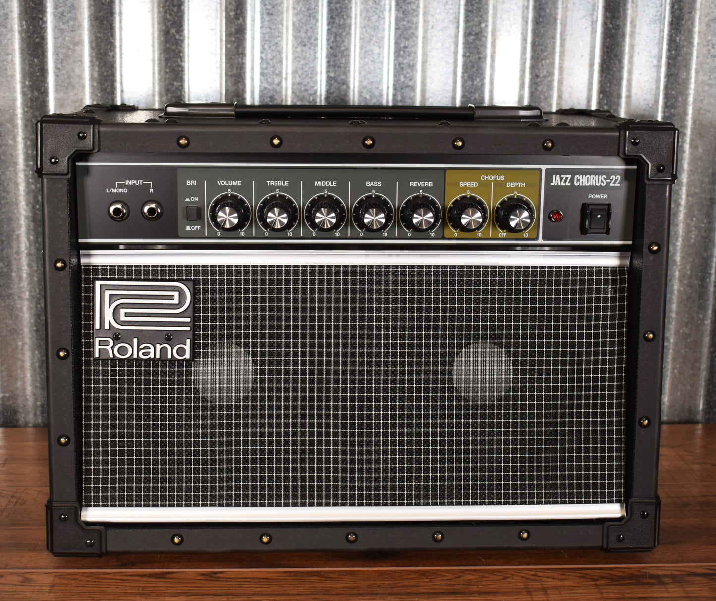 Roland JC-22 Jazz Chorus 30 Watt 2x6.5" Guitar Combo Amplifier