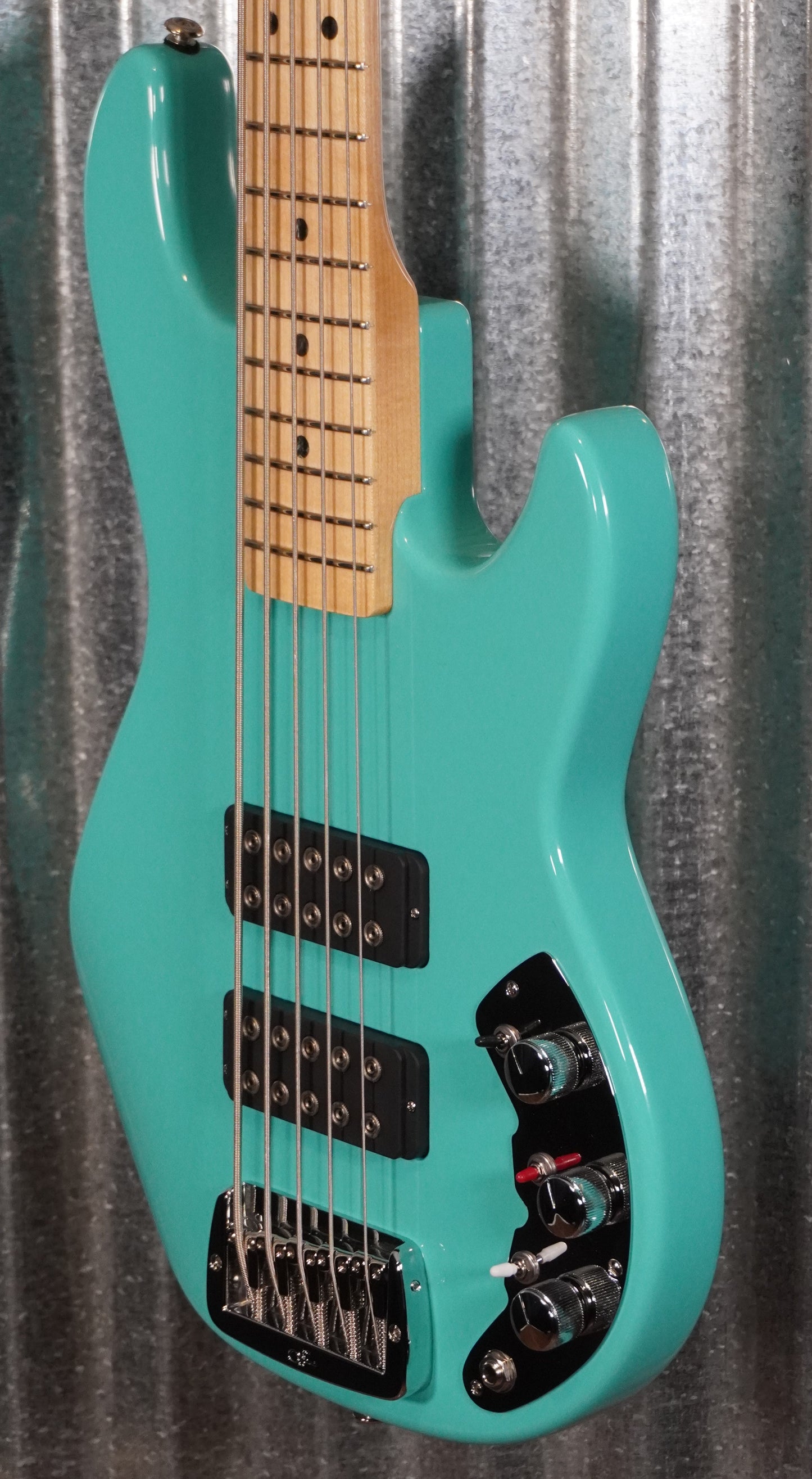 G&L USA CLF L-2500 Turquoise 5 String Bass & Case #9047