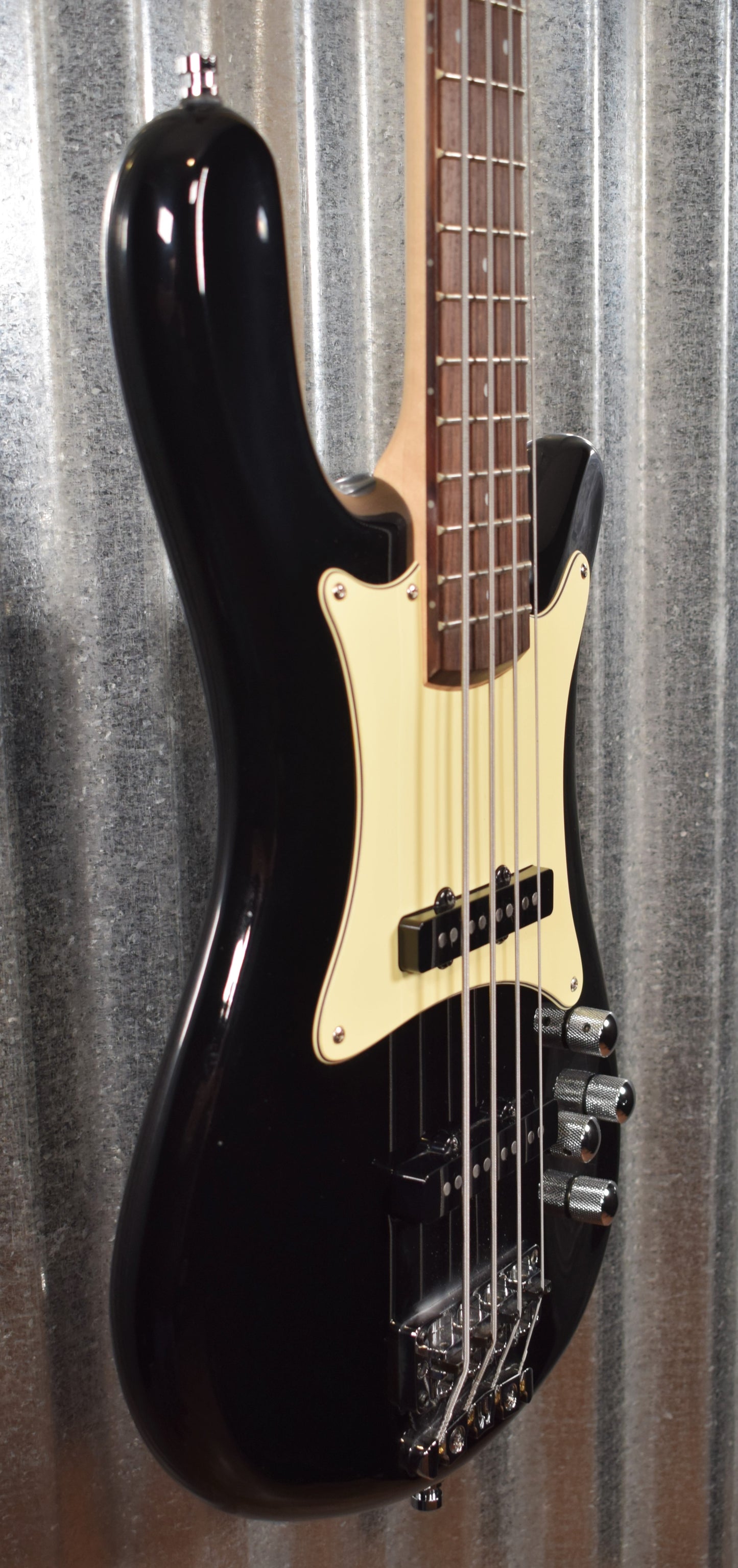 Warwick German Pro Series Streamer CV Classic Black 4 String Bass & Bag #6415 Demo