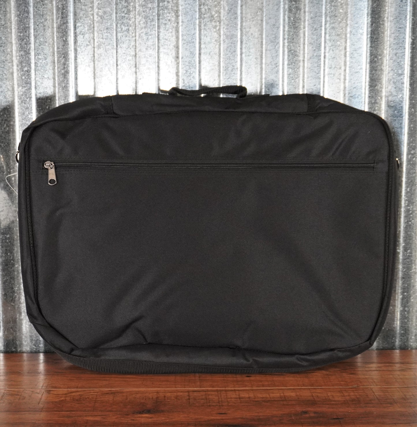 Johnson FX-BRD 13.5" x 21" Six Effect Powered Pedalboard & Bag