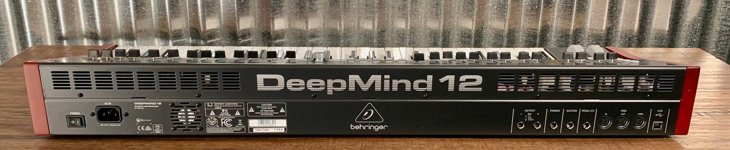 Behringer Deepmind 12 Voice Polyphonic Keyboard Synthesizer Demo