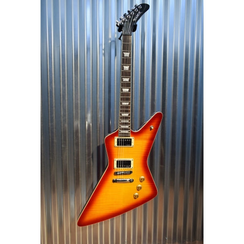 Hamer Guitars Standard Flame Top Cherry Sunburst Electric Guitar & Gig Bag #2395