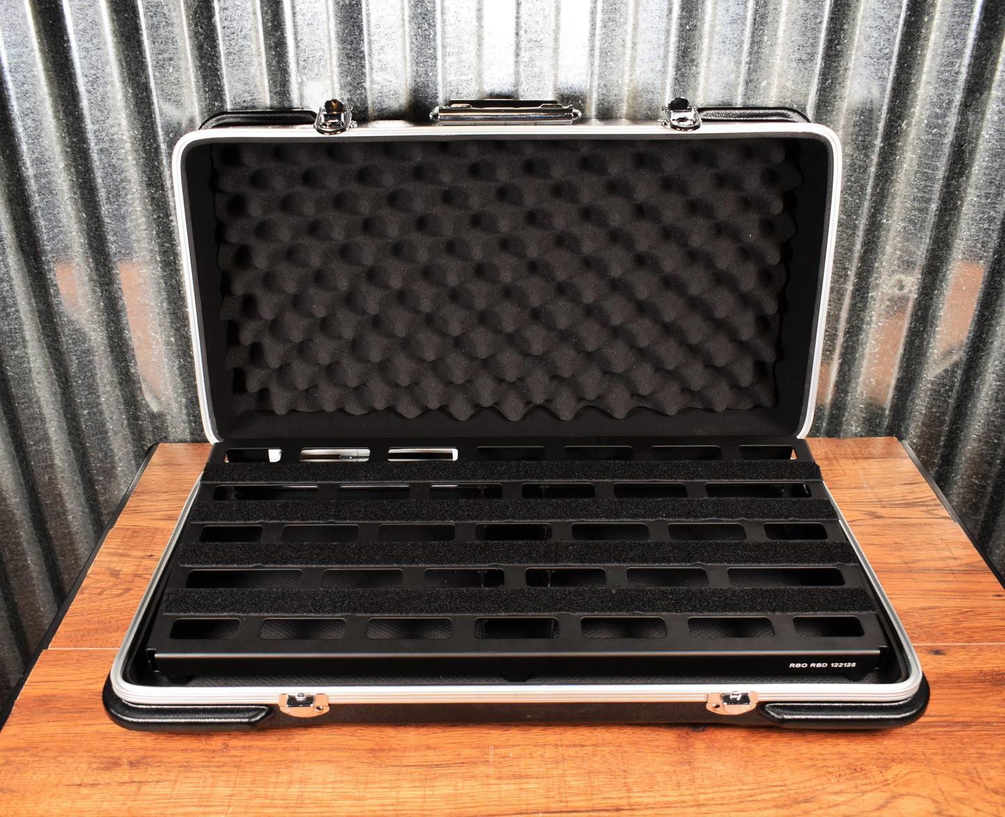 Warwick Rockboard Tres 3.1 A Guitar Effect Pedalboard & ABS Case Demo