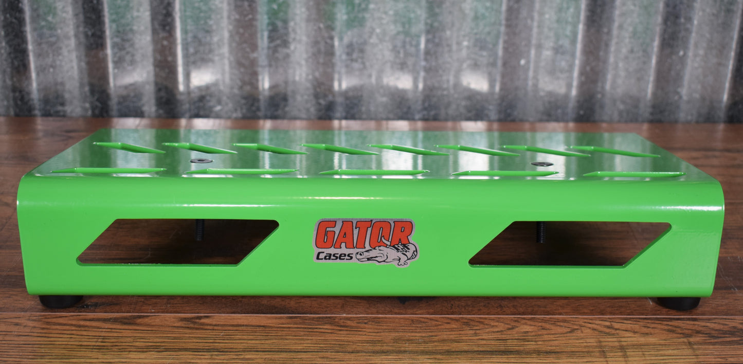 Gator GPB-LAK-GR Small Aluminum Guitar Effect Pedalboard & Bag Screamer Green