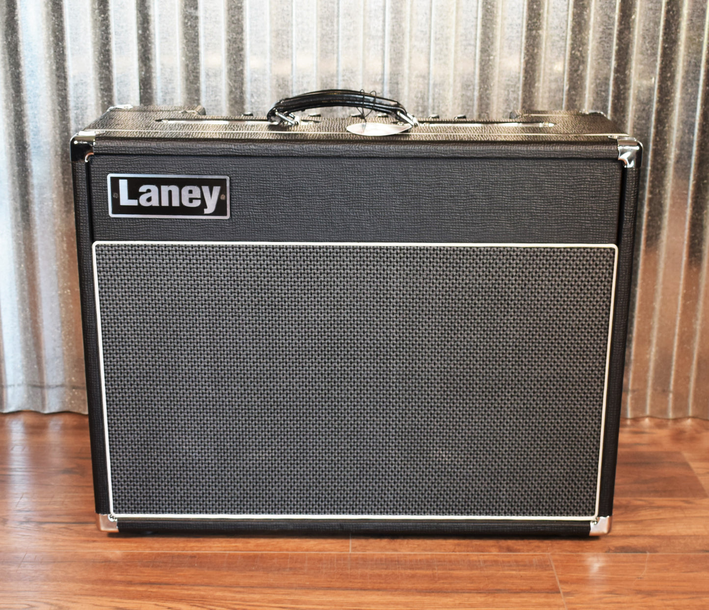 Laney VC30-212 30 Watt 2 Channel All Tube 2x12" Guitar Amplifier Combo Demo