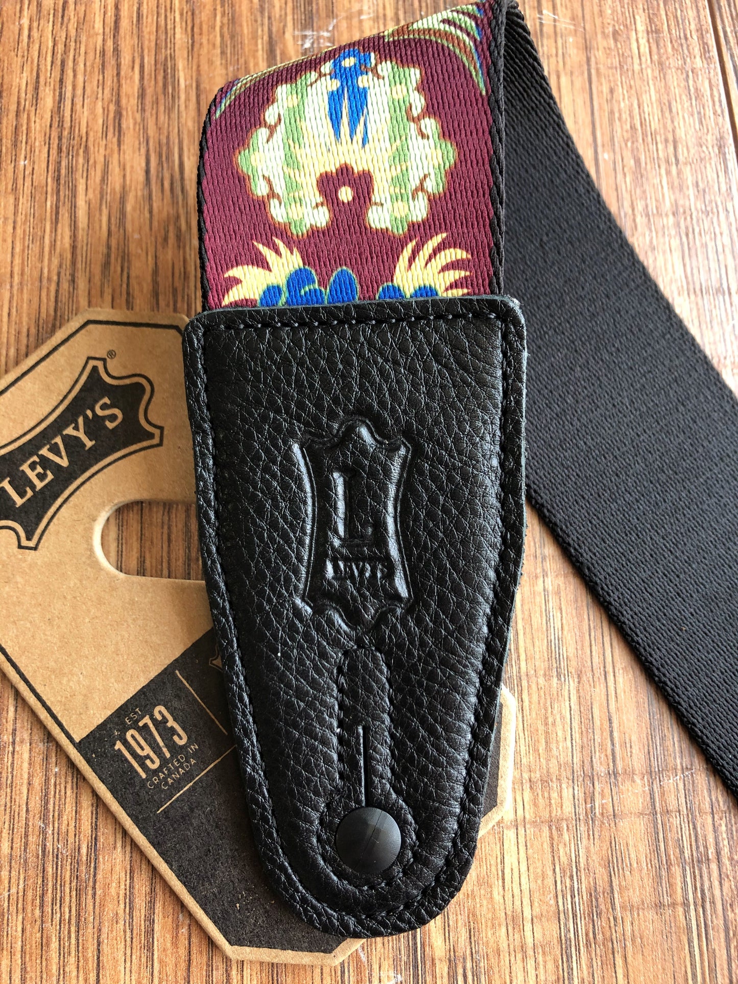 Levy's MP-25 2" Polyester Printed Floral Design Guitar Strap Burgundy