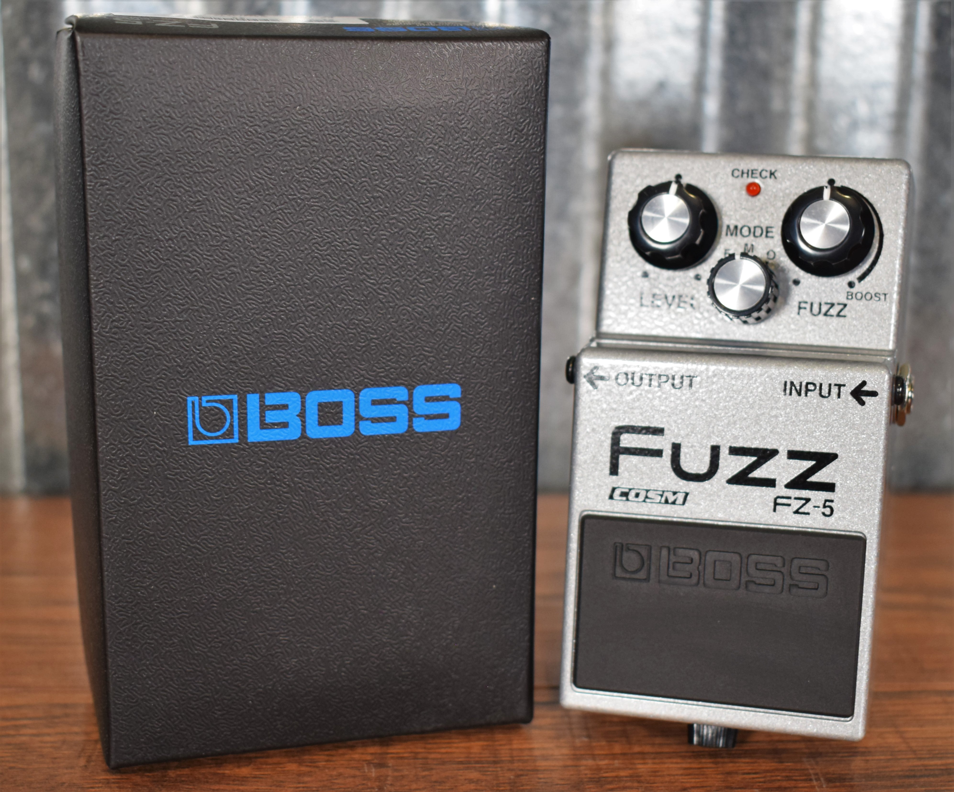 Boss FZ-5 Fuzz Guitar Effect Pedal – Specialty Traders