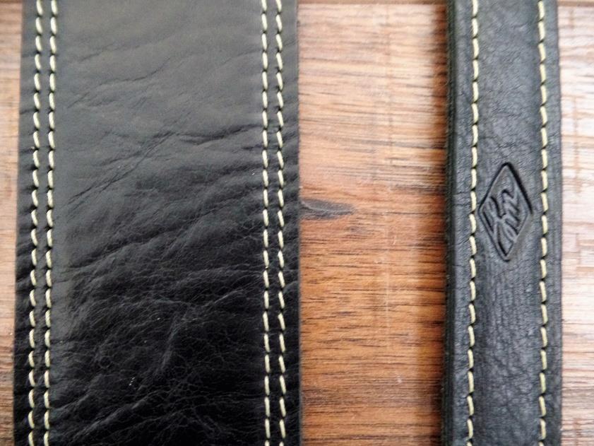 LM Products GP-25 BK Premium Leather Double Stitched Onyx Guitar Strap