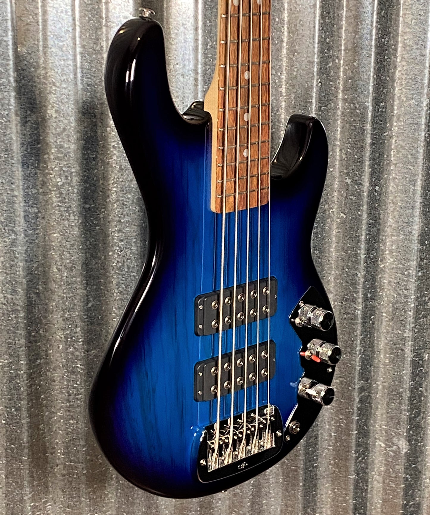 G&L USA CLF L-2500 S750 Blueburst 5 String Bass & Case #0220