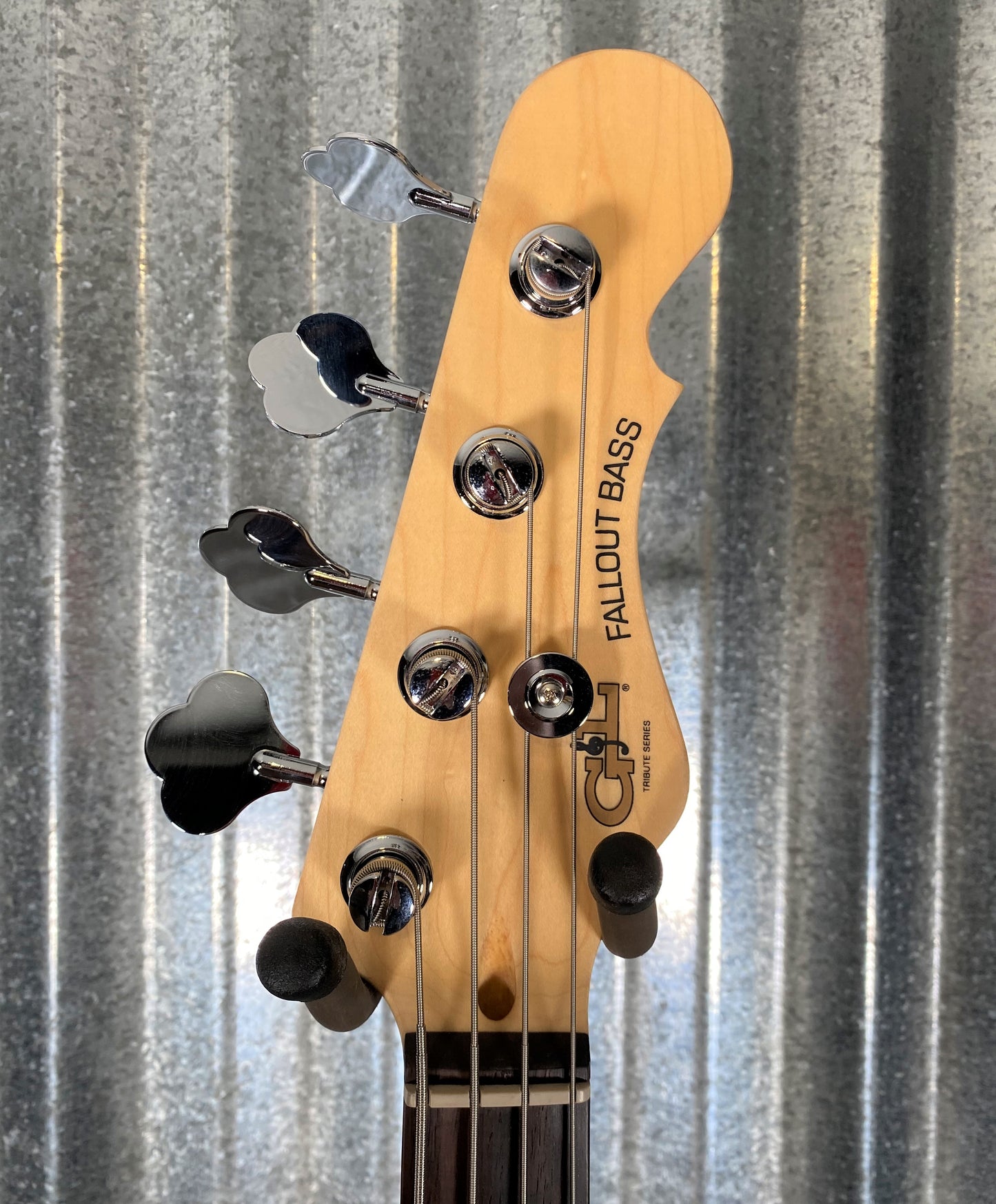 G&L Guitars Tribute Fallout Bass Short Scale 4 String Olympic White #6464