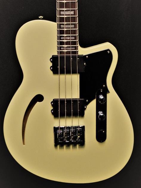 Reverend Guitars Dub King 4 String Semi Hollow Bass Guitar Cream & Case