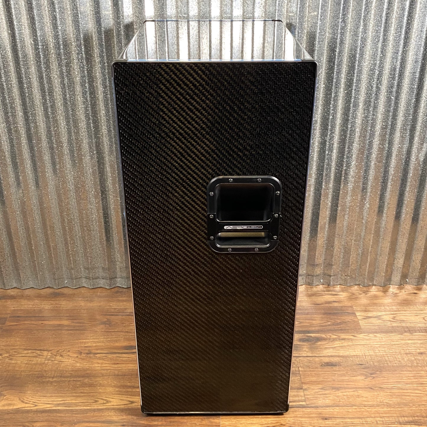 GR Bass AT 610 Carbon Fiber 1200 Watt 6x10 4 Ohm Bass Speaker Cabinet