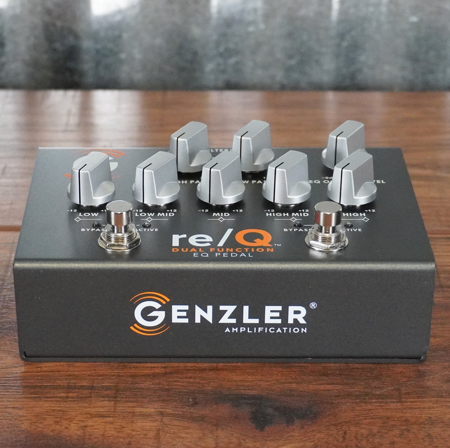 Genzler re/Q Dual Function EQ Bass Effect Pedal RE-Q Demo