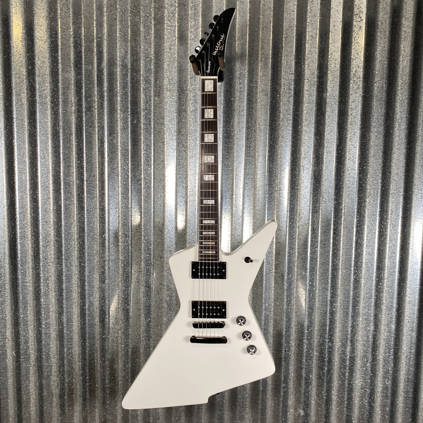 Westcreek Revenge Explorer White Guitar #0062 Used