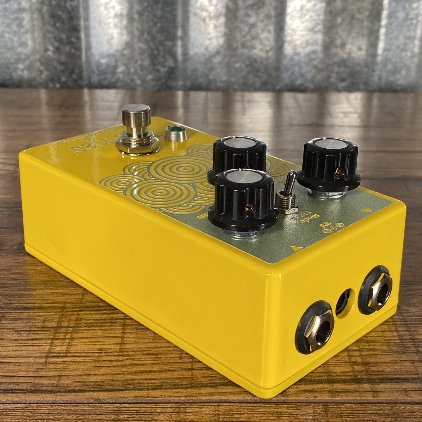 Earthquaker Devices EQD Blumes Bass Overdrive Effect Pedal