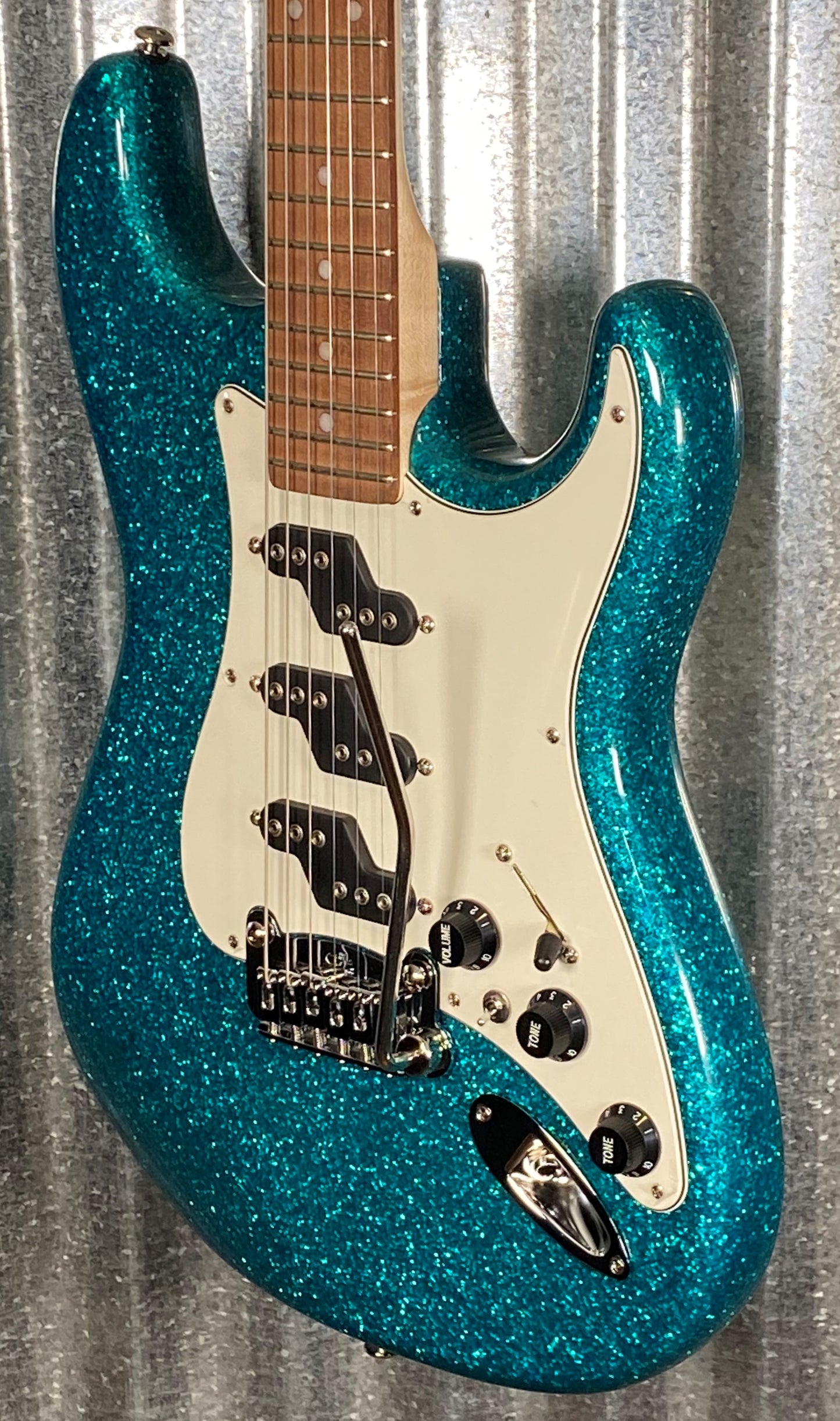 G&L USA Comanche Turquoise Metal Flake Guitar & Case #7175